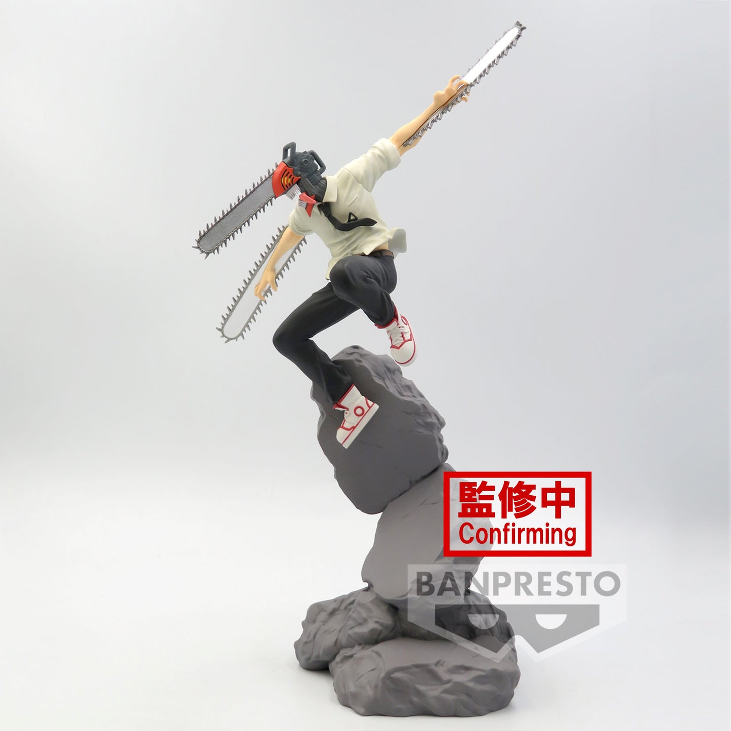 Chainsaw Man Figure